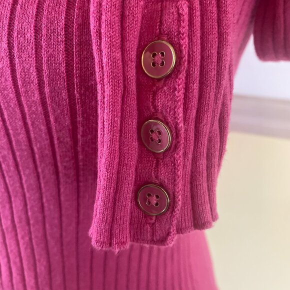 J. McLaughlin Arlette Pink Turtleneck Sweater w/buttons on cuff Fits like a S L9 - Picture 2 of 5
